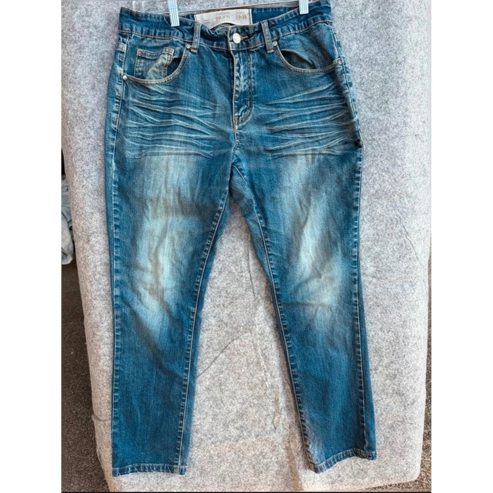 21Men Slim Straight Leg Jeans Mens 32x30 Medium Wash Faded Whiskered Denim